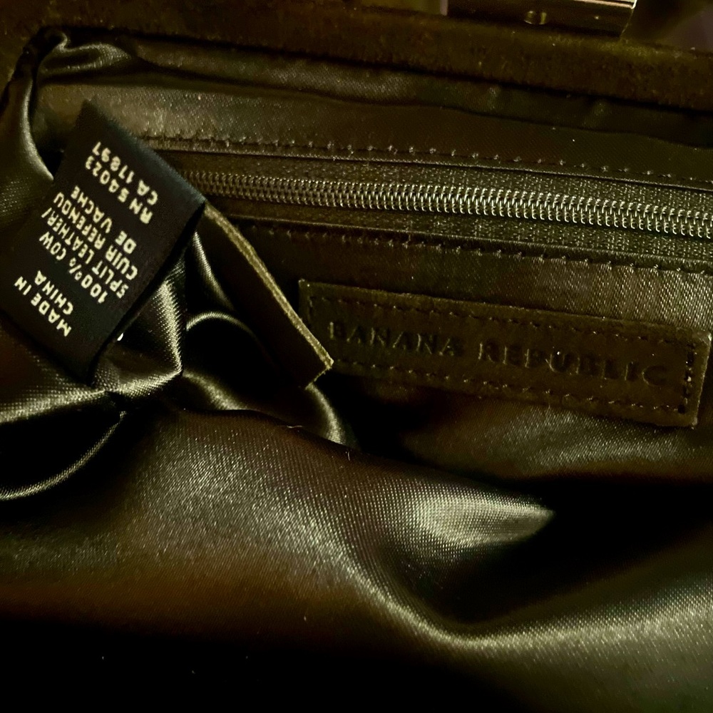 Banana Republic Leather Shoulder Bag - Picture 3 of 4